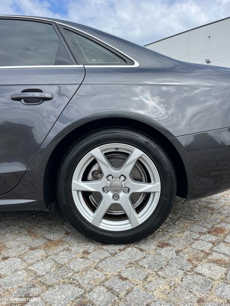 Audi A4 2.0 TDI S Edition S-line - 6