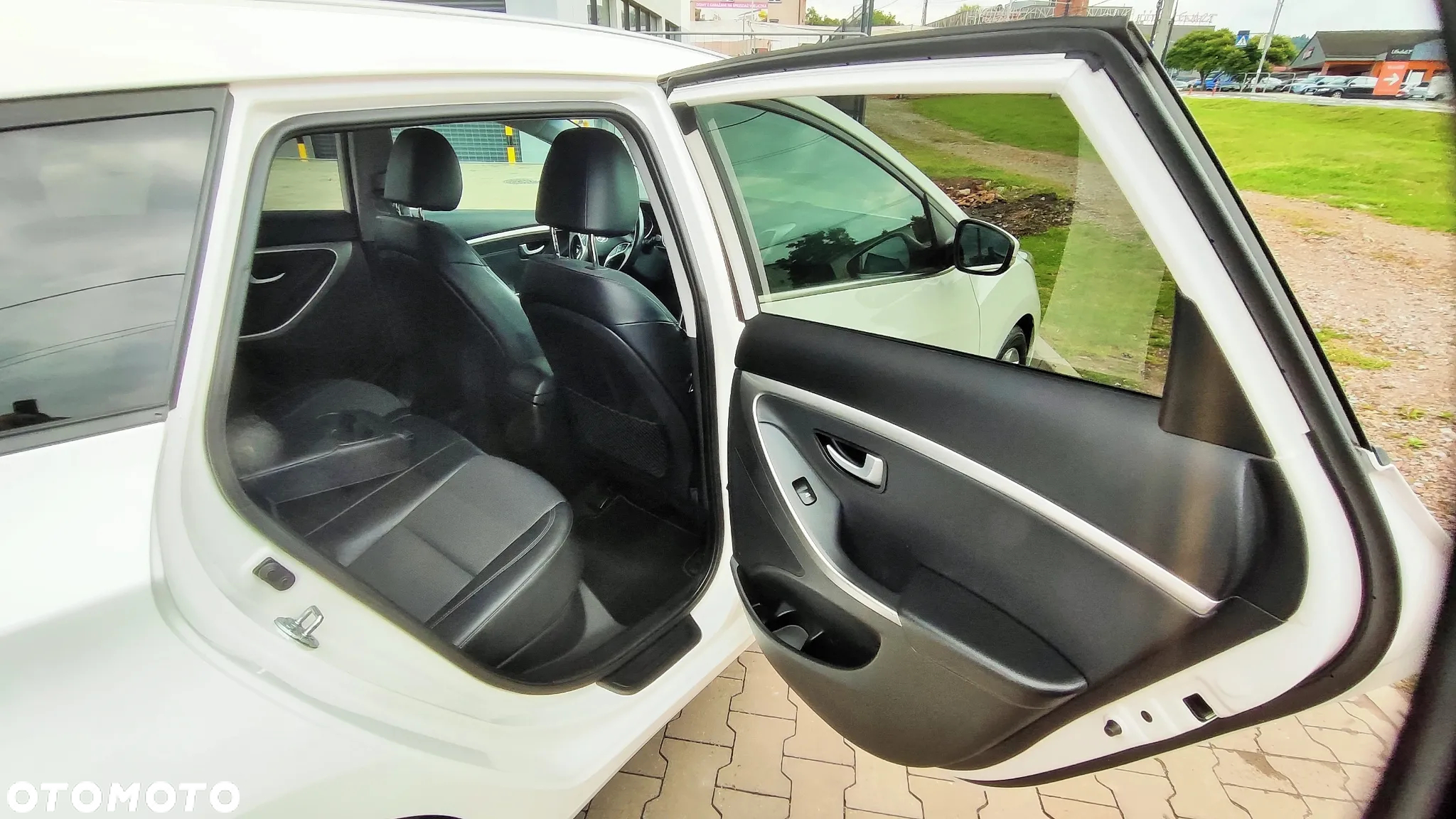 Hyundai i30 1.6 GDI Premium - 9
