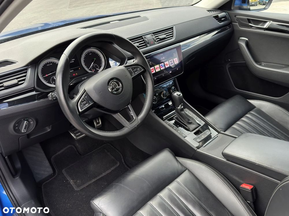 Skoda Superb 2.0 TDI SCR 4x4 L&K DSG - 23