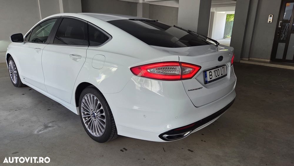 Ford Mondeo 2.0 TDCI PowerShift AWD Titanium - 6