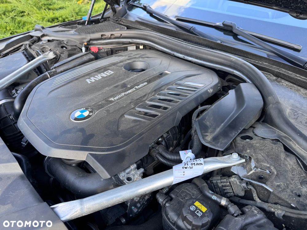 BMW Seria 7 740i - 27