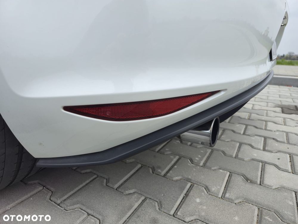 Volkswagen Golf GTI Performance BlueMotion Technology DSG - 11