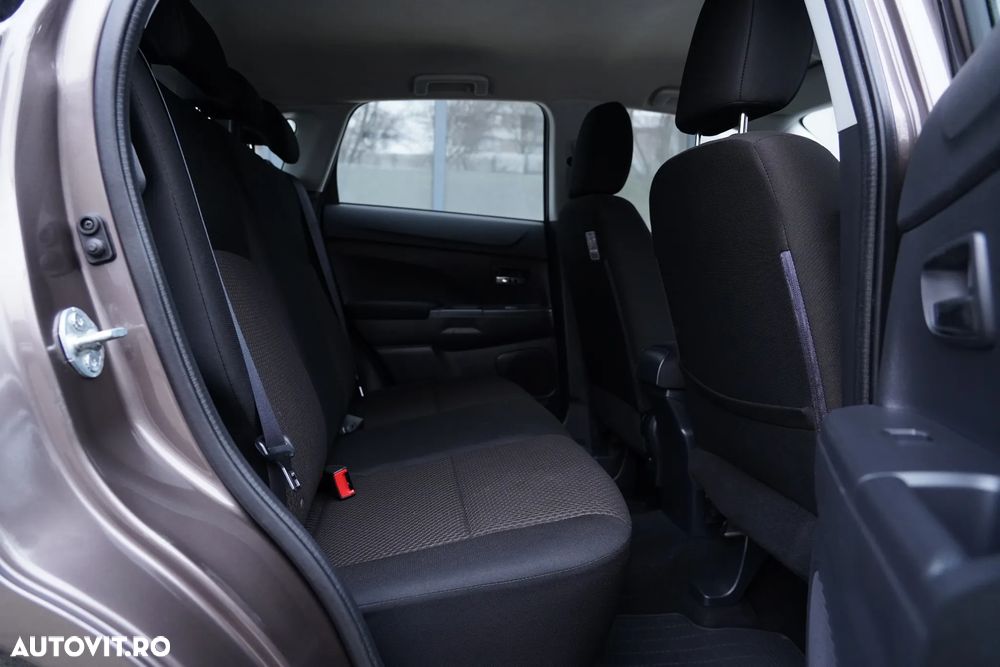 Mitsubishi ASX 1.6 Litri 4WD DI-D Invite+ - 11