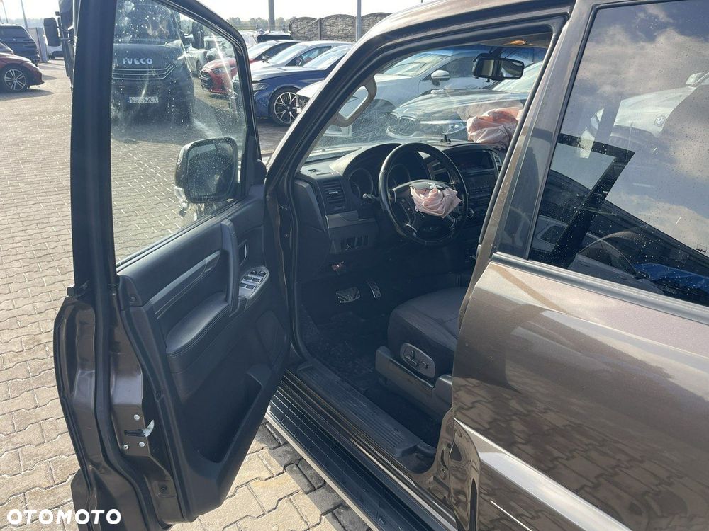 Mitsubishi Pajero 3.2 DI-D Automatik - 4