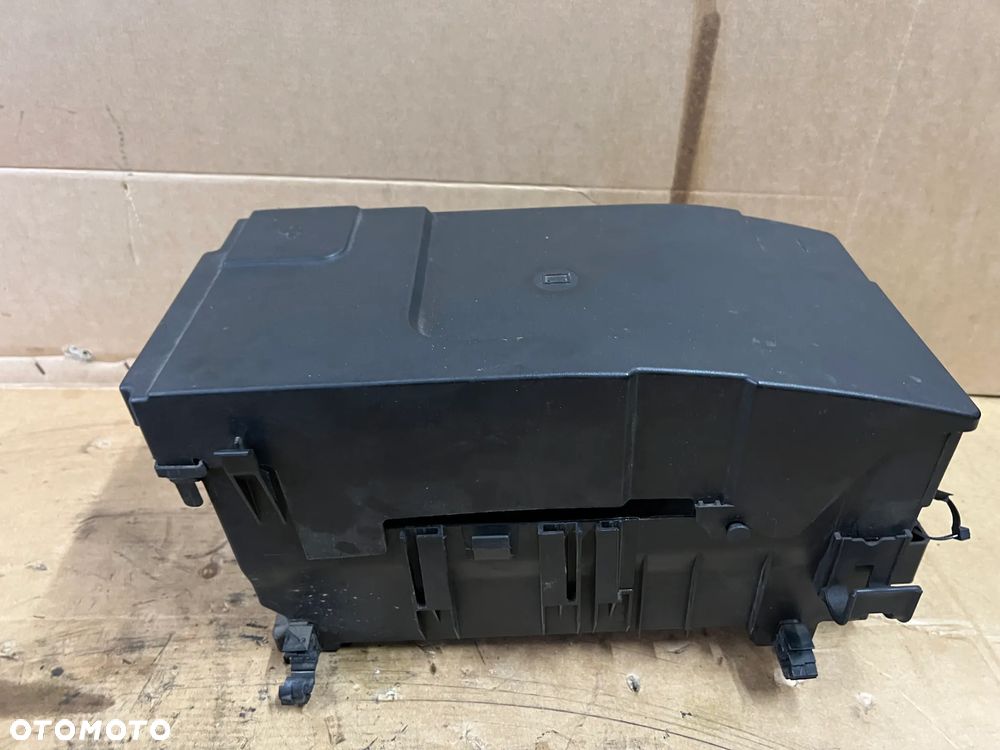 Obudowa podstawa akumulatora Opel Insignia A 13330951 13330946 - 4