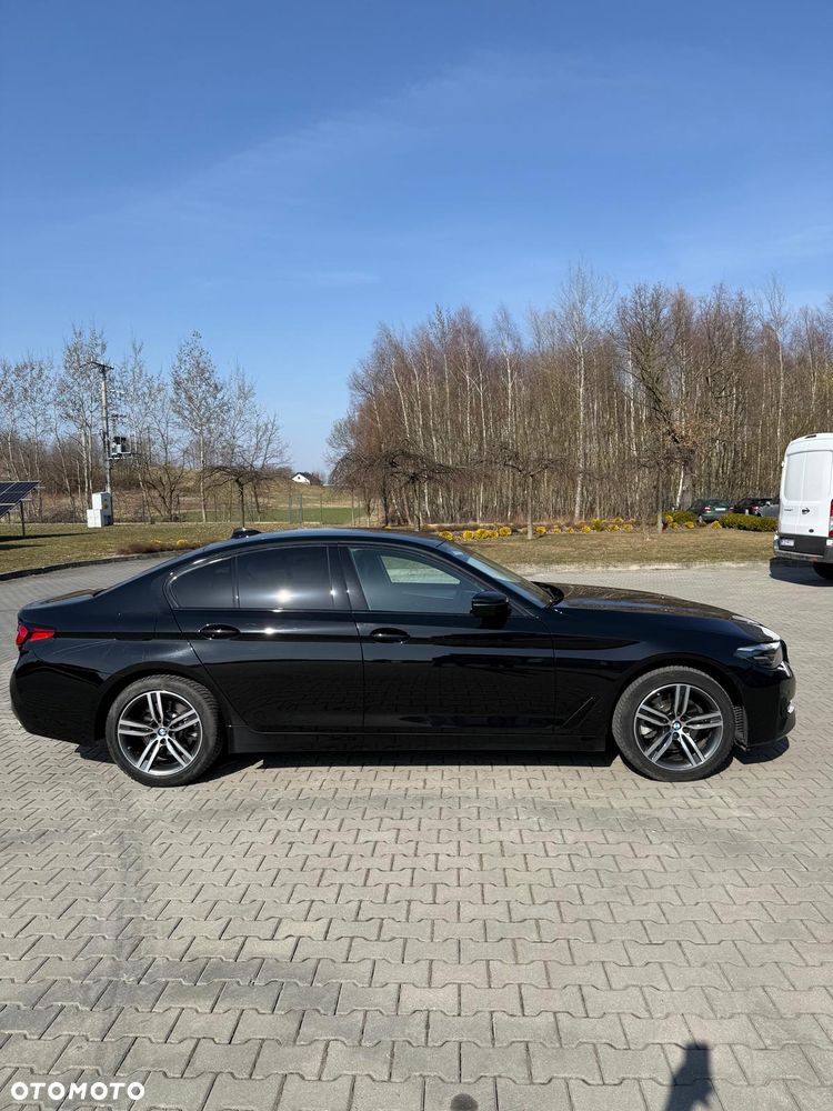 BMW Seria 5 520d xDrive MHEV - 5