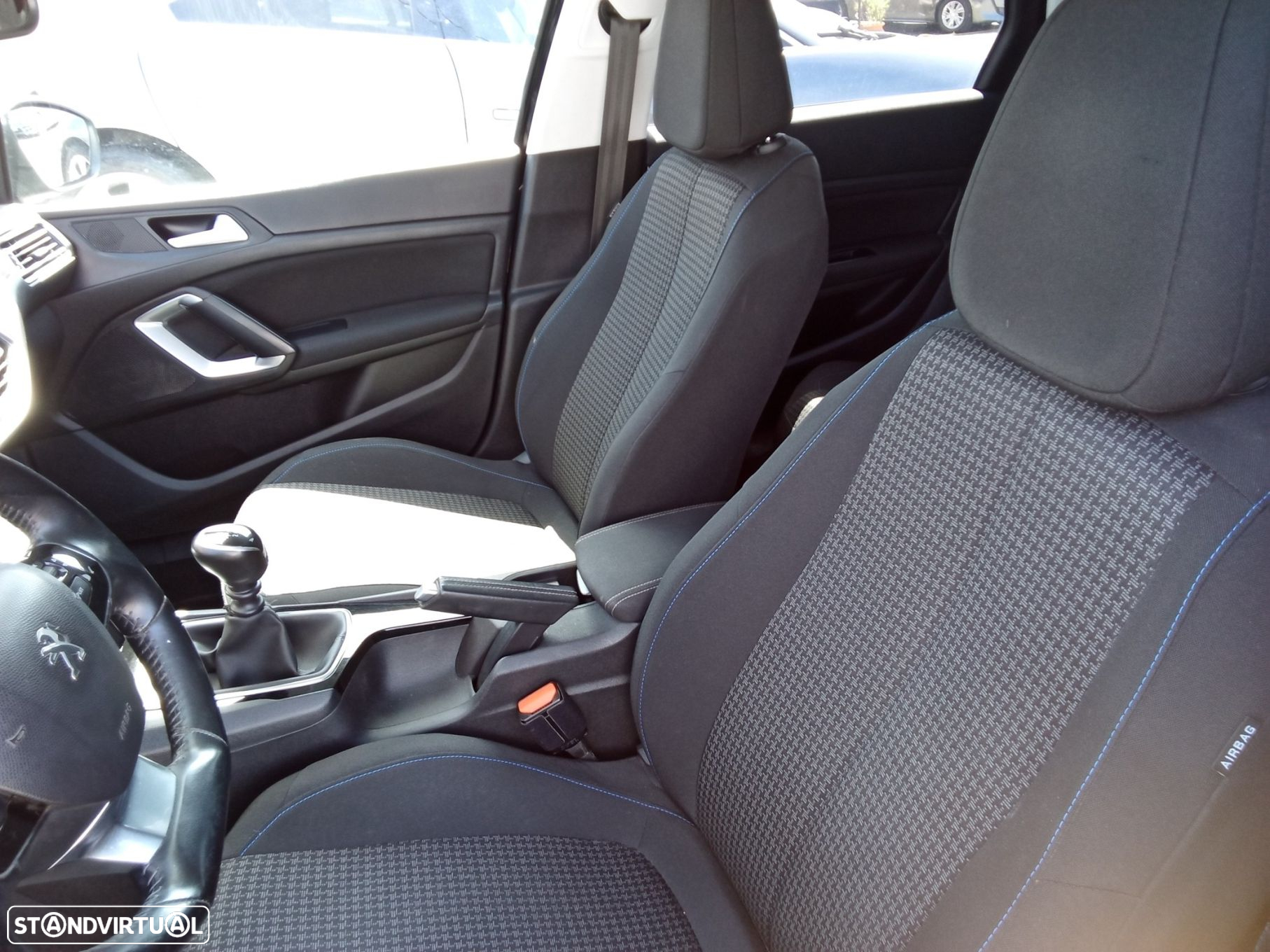 Peugeot 308 SW 1.5 BlueHDi Style - 25
