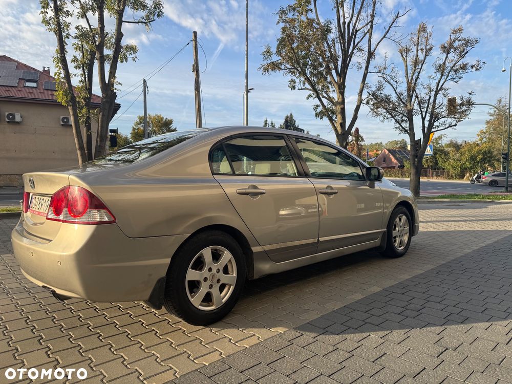 Honda Civic 1.8 Comfort - 6
