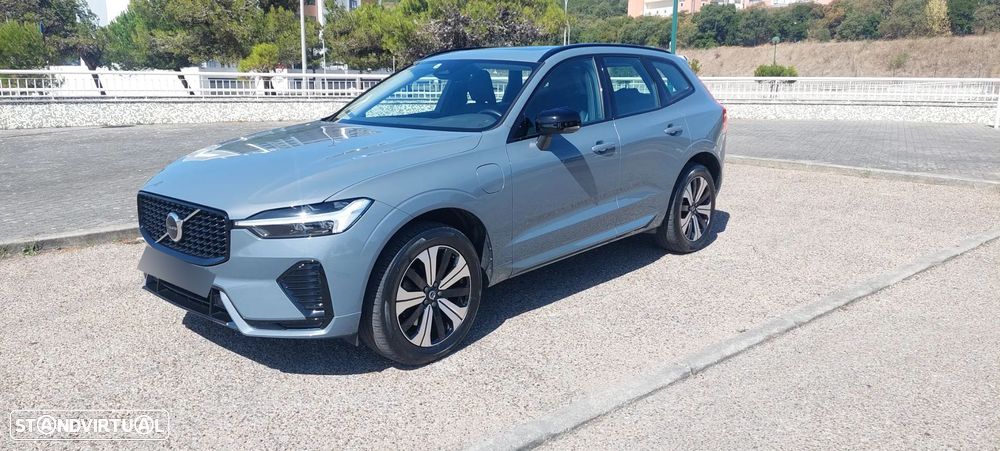 Volvo XC 60 2.0 T6 PHEV Plus Dark AWD - 2