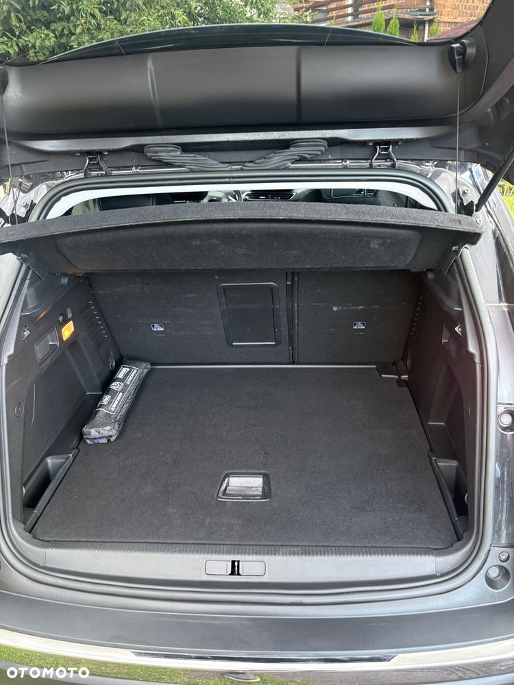 Peugeot 3008 BlueHDi 130 Stop & Start EAT8 Allure - 28
