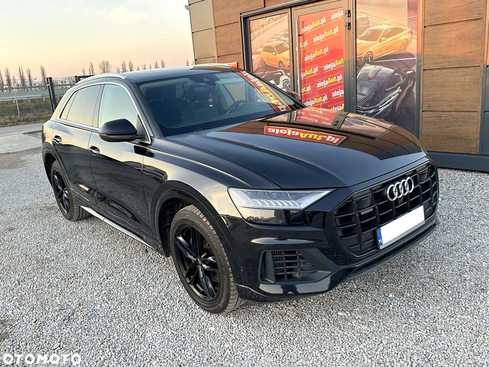 Audi Q8 55 TFSI quattro tiptronic - 2