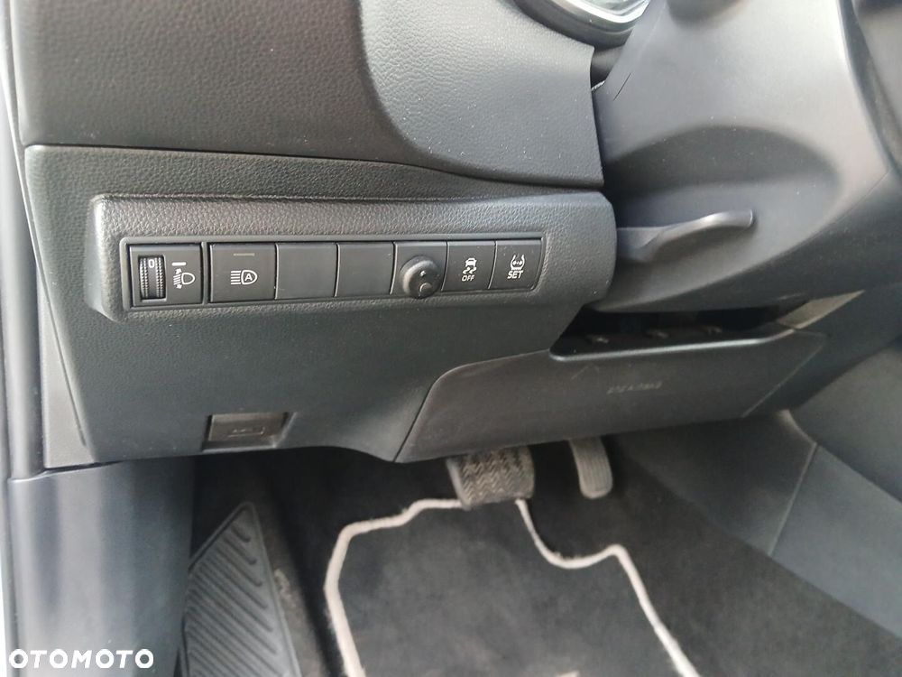 Toyota Corolla 1.8 Hybrid Comfort - 38