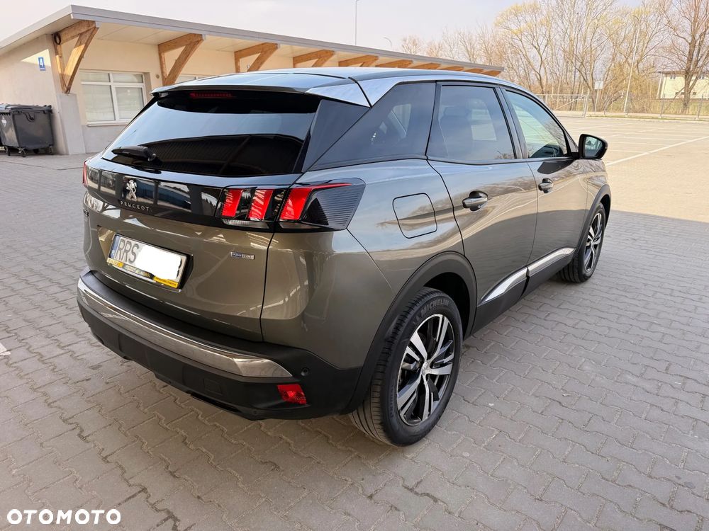 Peugeot 3008 PureTech 130 Stop & Start GPF EAT8 Allure - 4