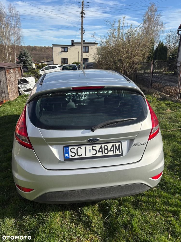 Ford Fiesta 1.25 Trend EU5 - 6