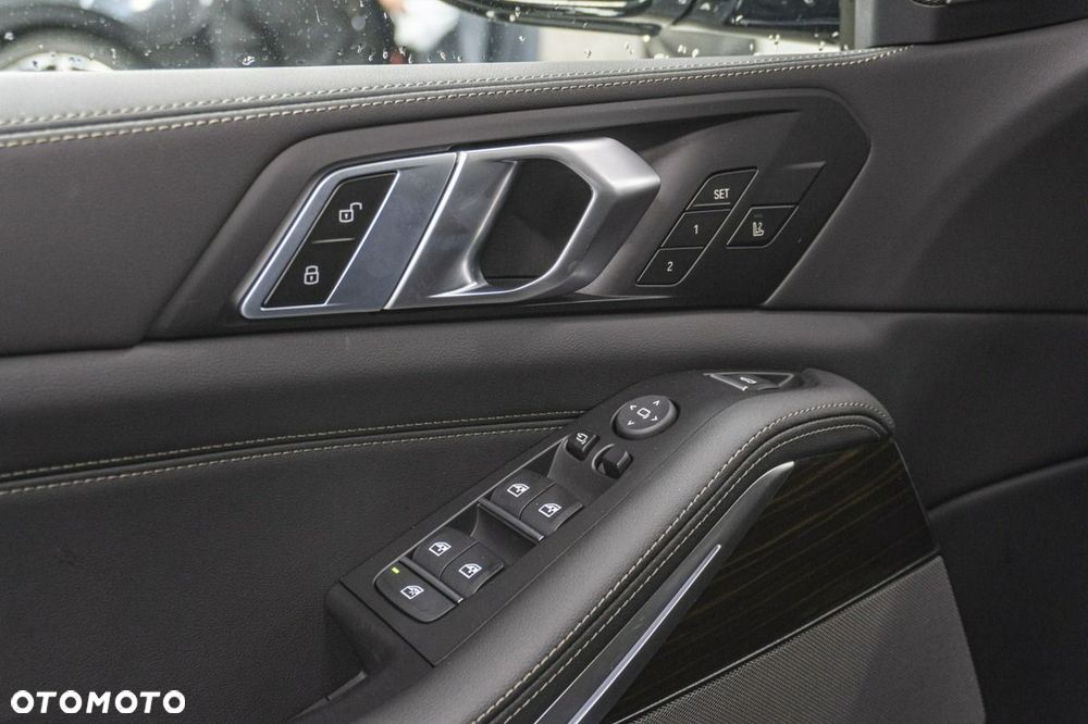 BMW X5 - 22