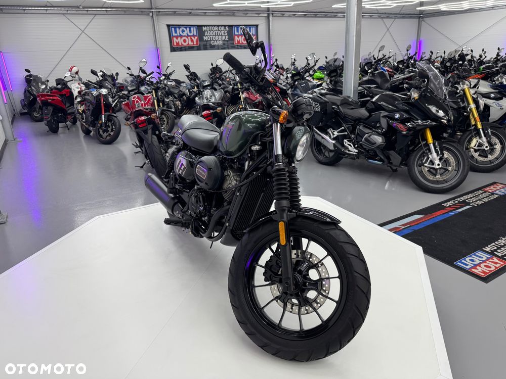 Hyosung GV - 18