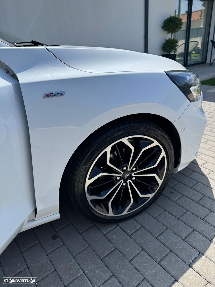 Ford Focus 1.0 EcoBoost MHEV ST-Line - 24
