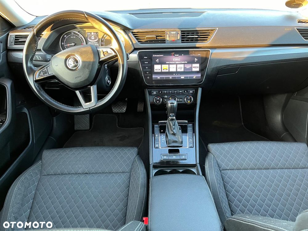 Skoda Superb 2.0 TDI 4x4 DSG L&K - 6