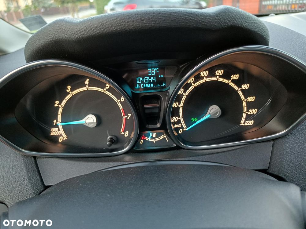Ford Fiesta 1.0 EcoBoost STart-Stop Titanium - 38