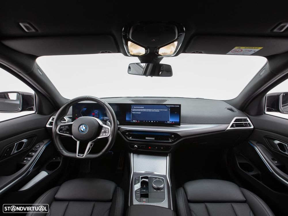 BMW 330 e Pack Desportivo M Auto - 7