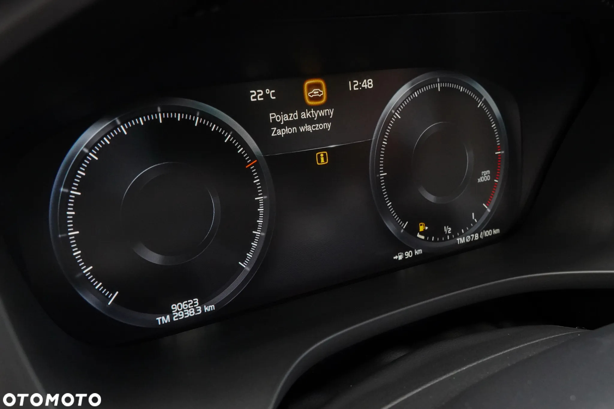 Volvo XC 60 D5 AWD R-Design - 17