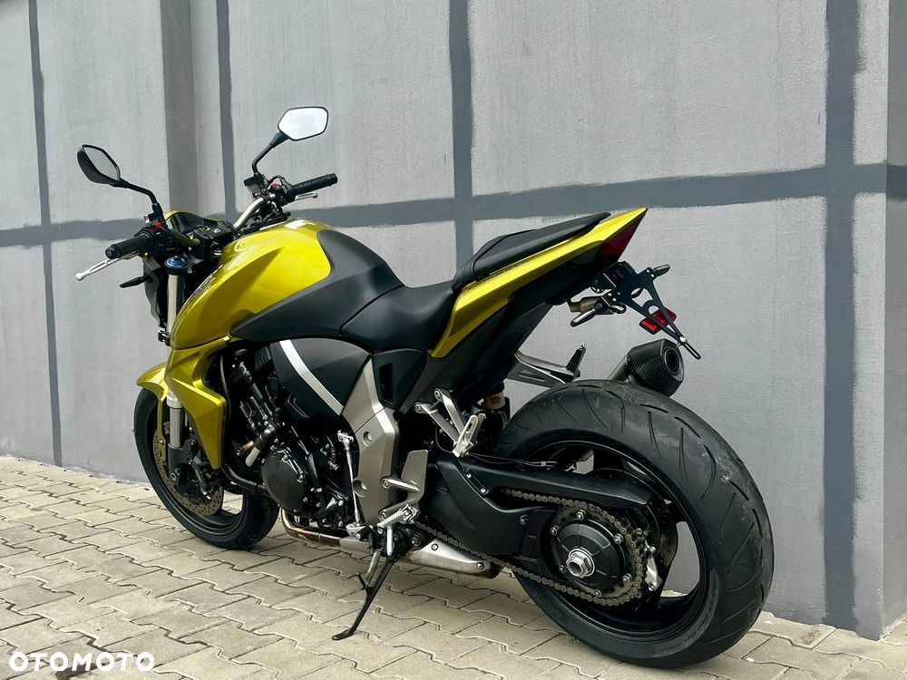 Honda CB - 4