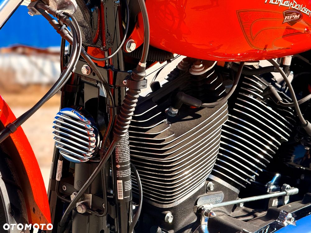 Harley-Davidson FXSB Breakout - 30