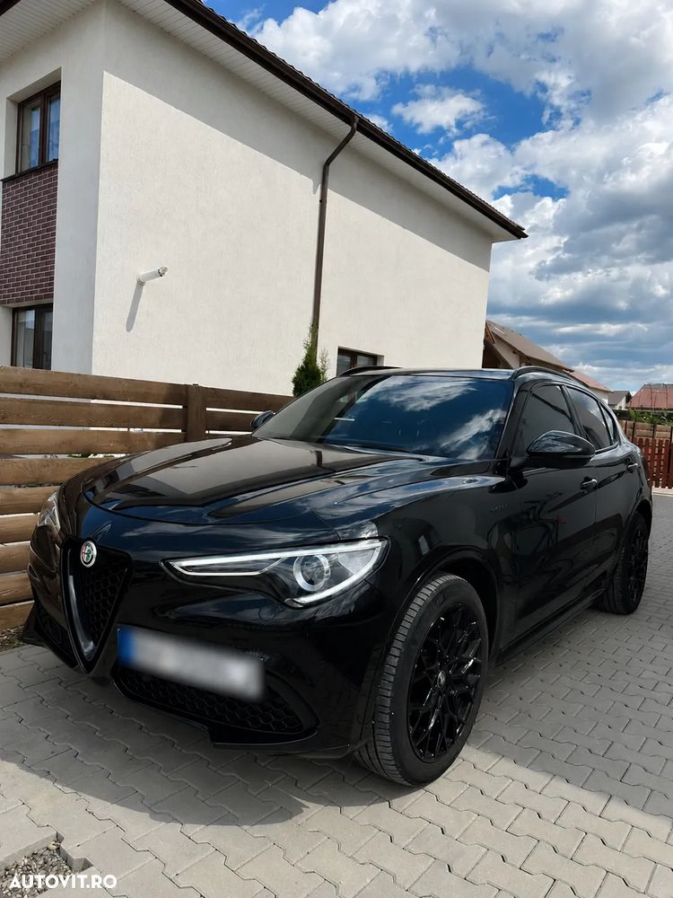 Alfa Romeo Stelvio 2.0 Turbo AWD AT8 Veloce - 1