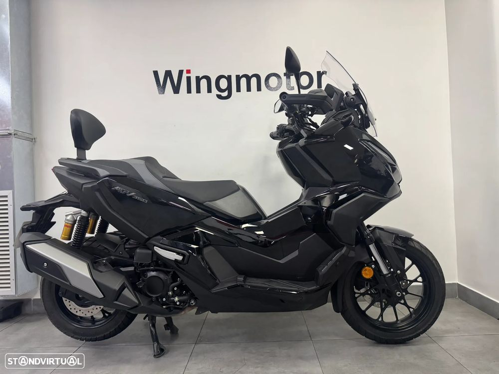 Honda ADV 350 - 1