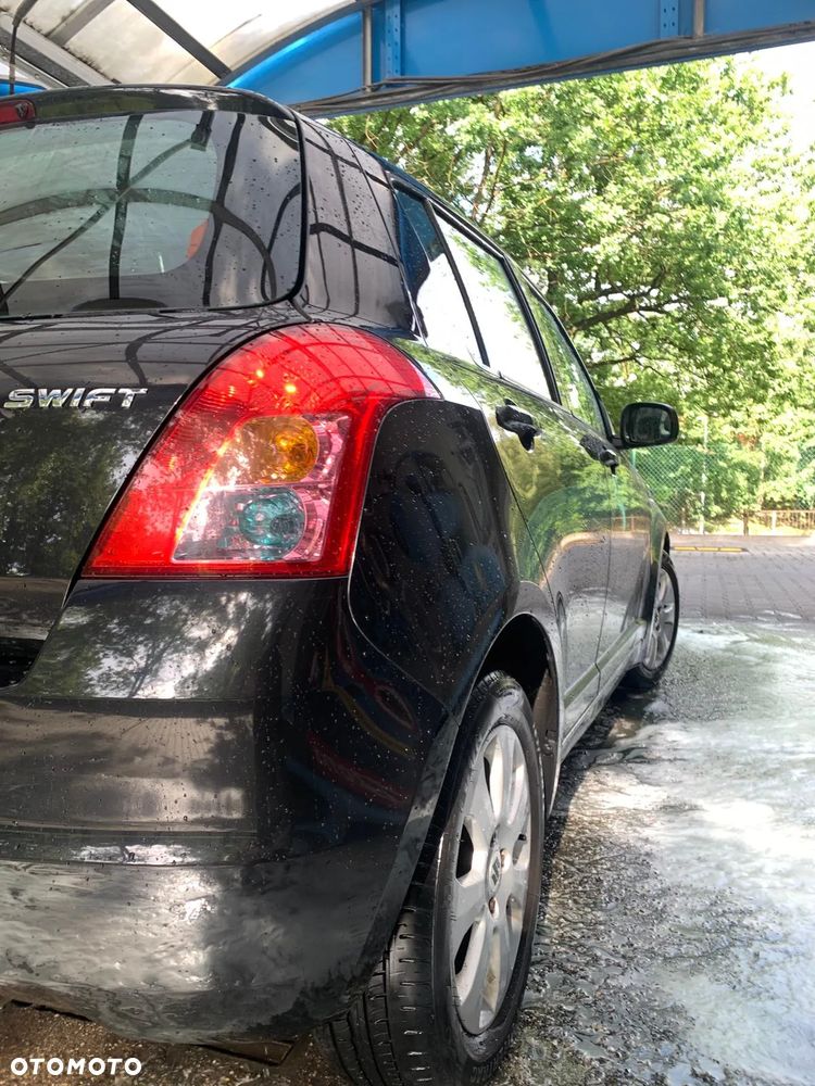 Suzuki Swift - 6