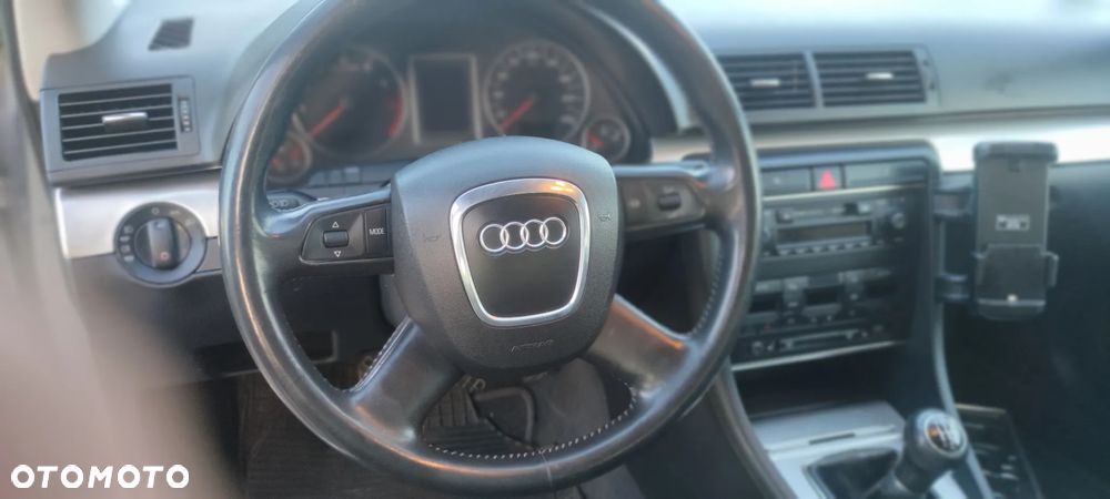 Audi A4 Avant 1.8 T - 12