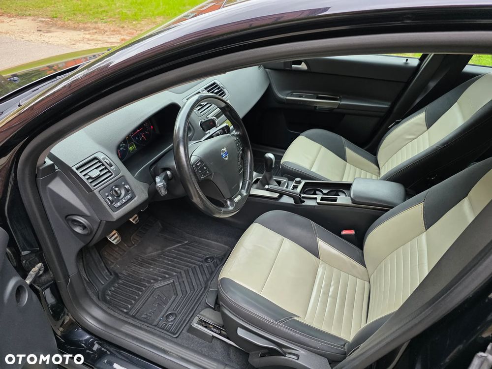 Volvo V50 - 6
