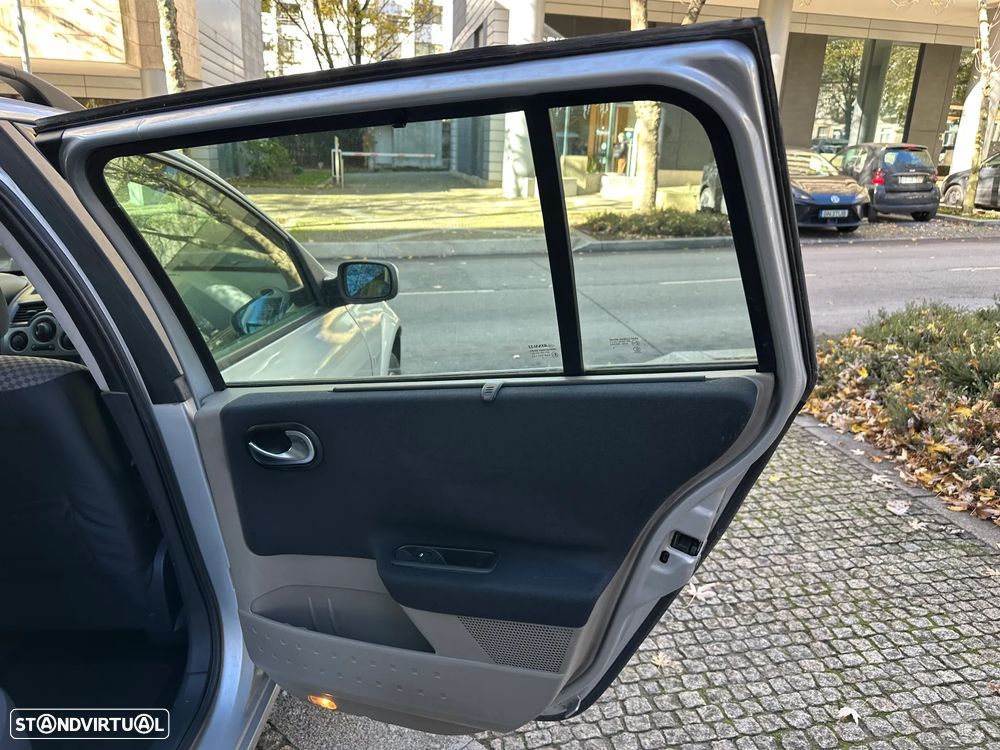 Renault Mégane Break 1.5 dCi Dynamique - 25