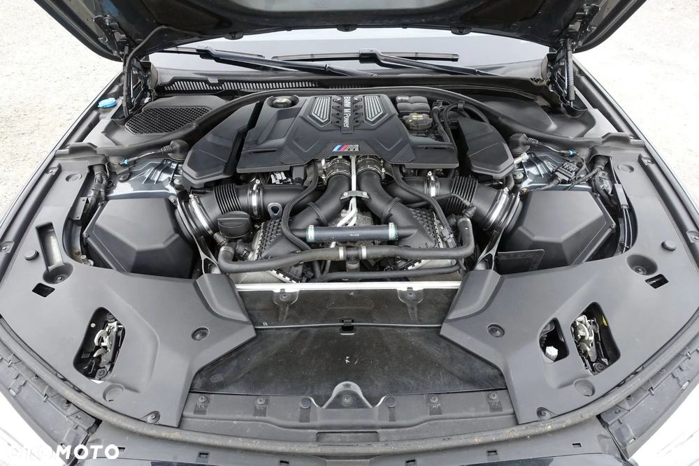 BMW M5 Competition - 40