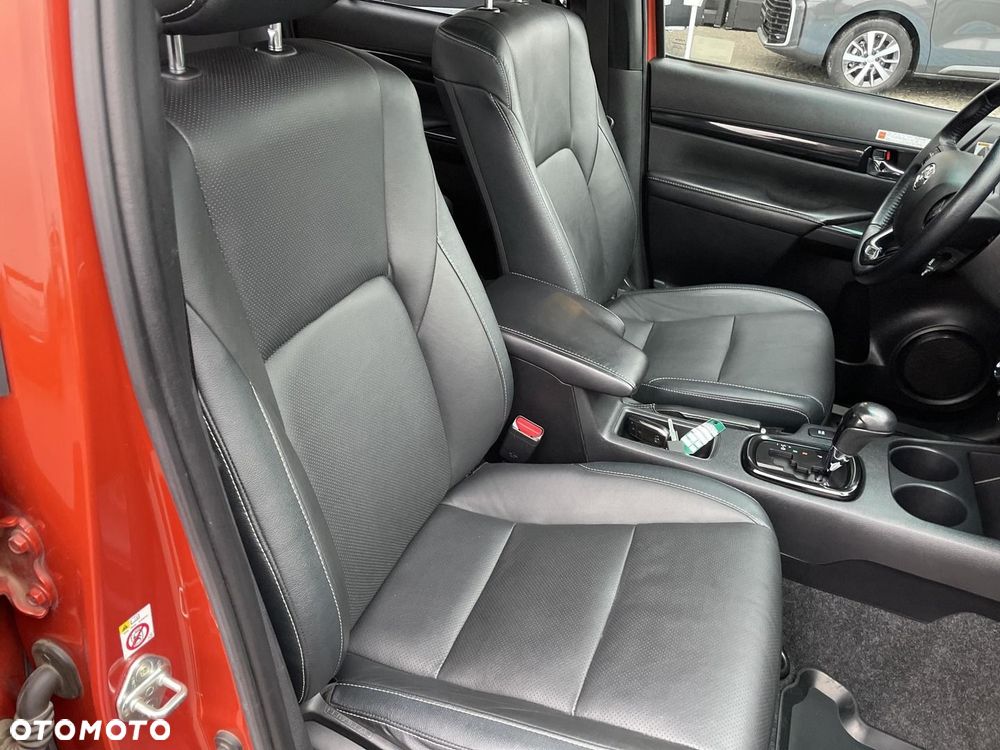 Toyota Hilux 2.4 D-4D Double Cab Dakar 4x4 - 13