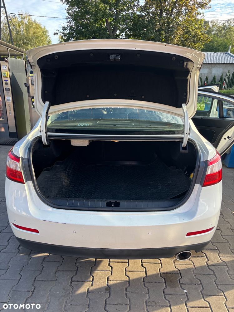 Renault Latitude - 7