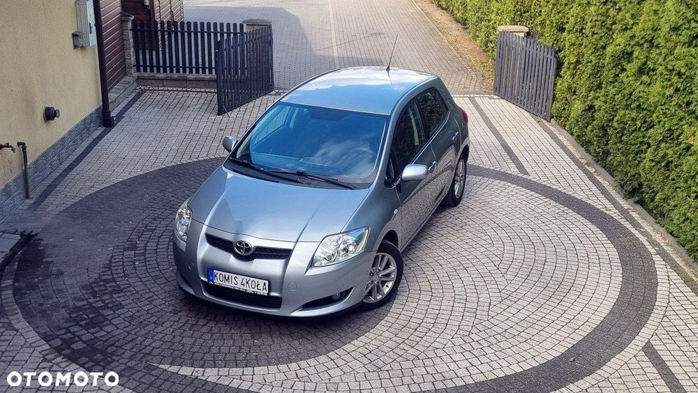 Toyota Auris - 18