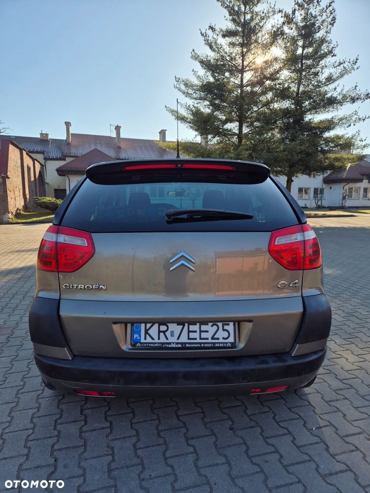 Citroën C4 Picasso 1.8i X - 10