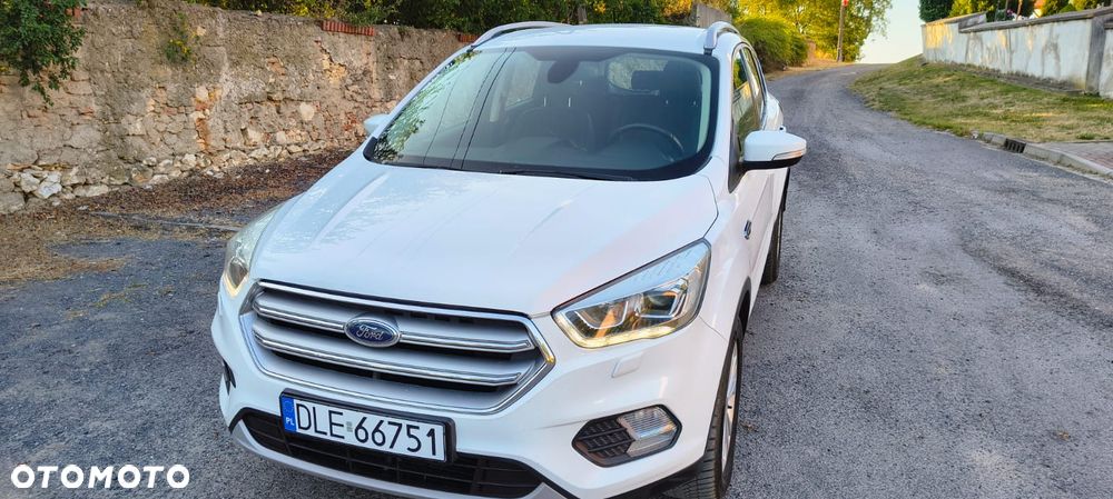 Ford Kuga 2.0 TDCi AWD Titanium - 1