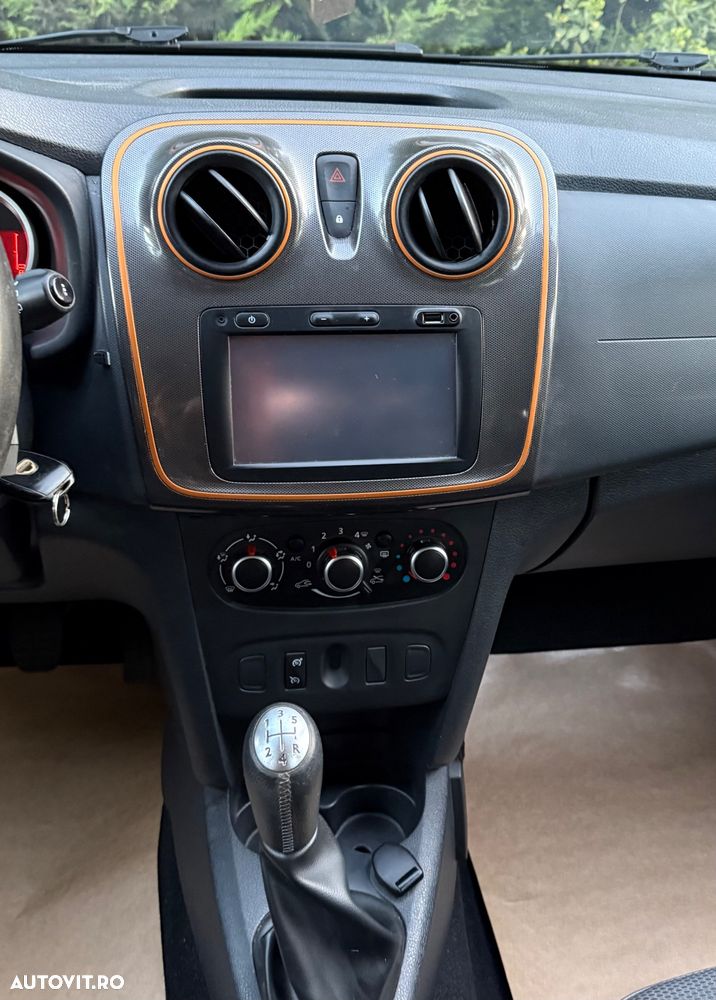 Dacia Sandero Stepway TCe 100 Prestige - 29