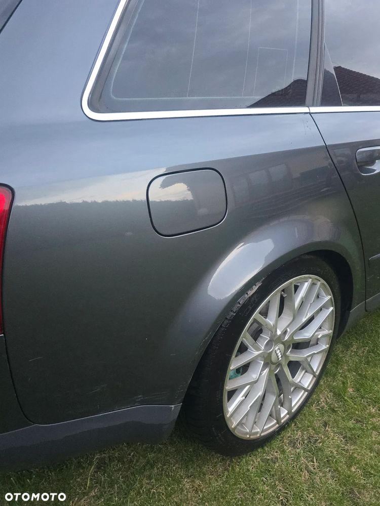 Audi A4 Avant - 10