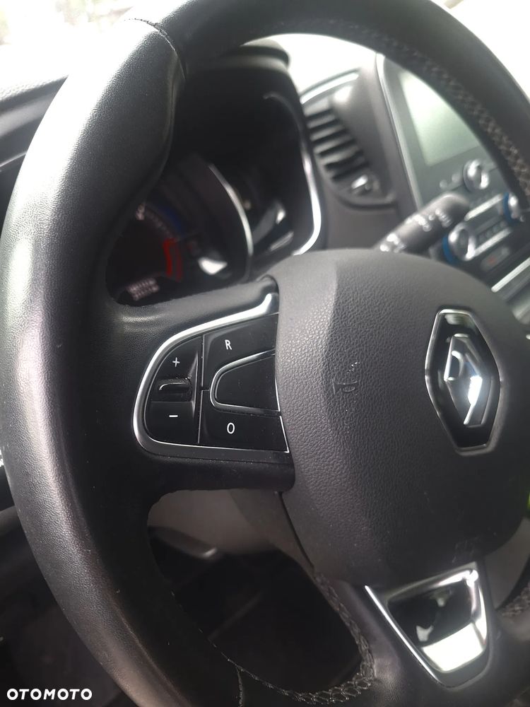 Renault Grand Scenic - 13