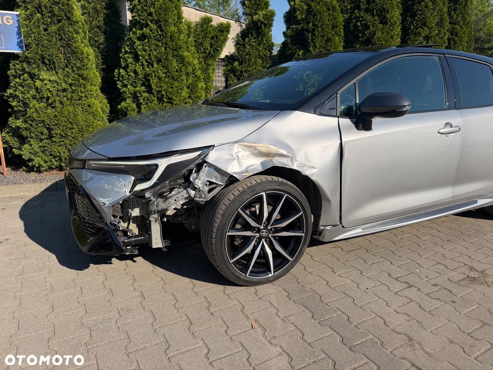Toyota Corolla 2.0 Hybrid GR Sport - 31