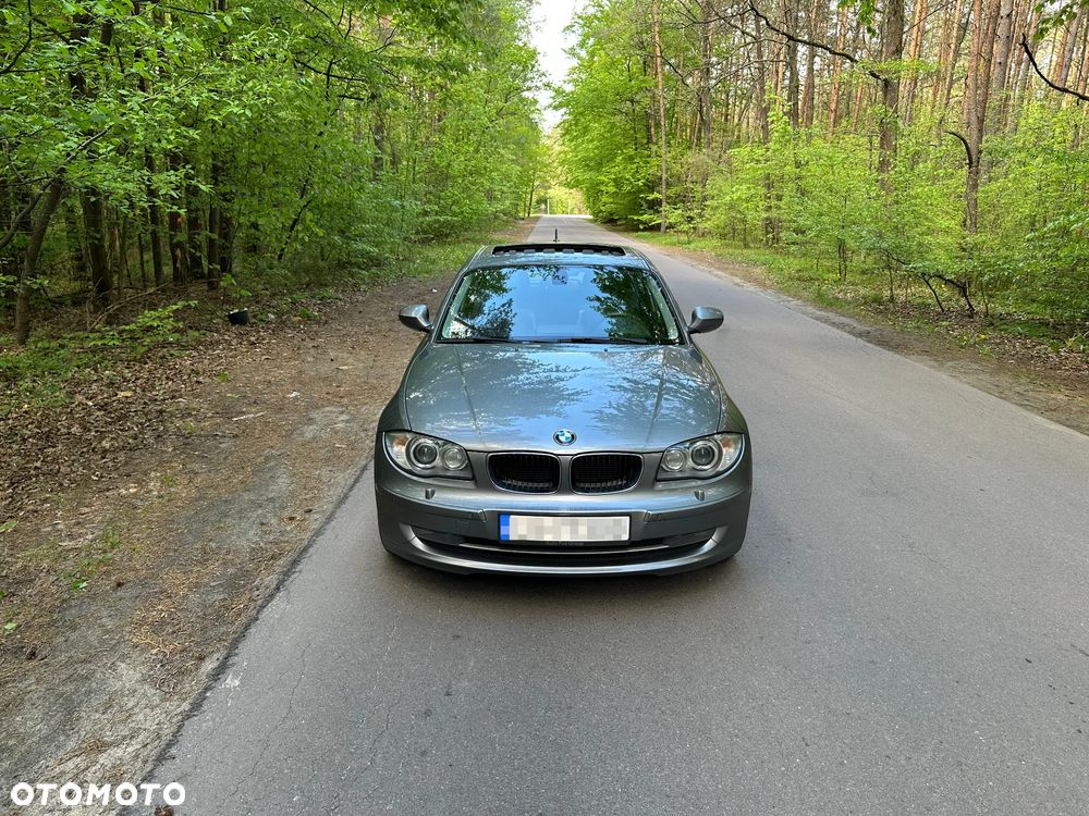 BMW Seria 1 120d DPF - 9