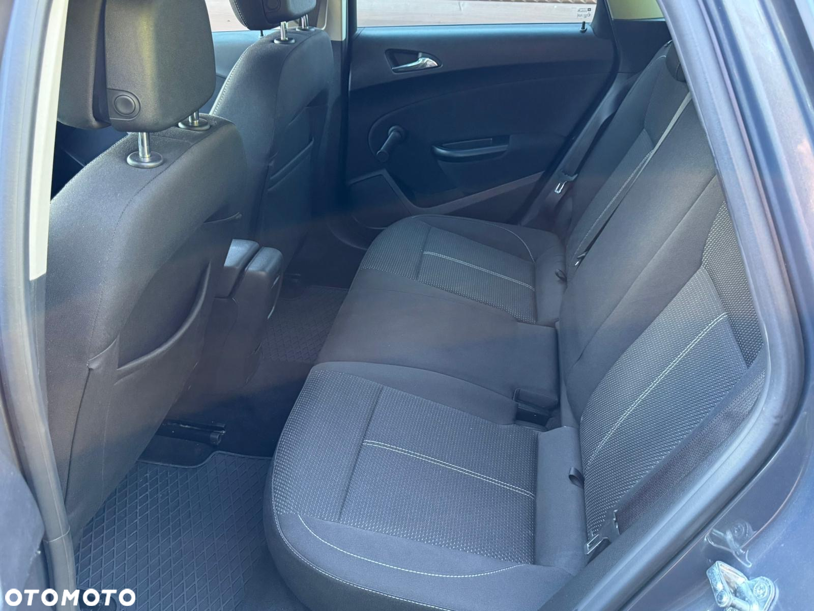 Opel Astra 1.4 Turbo Active - 8