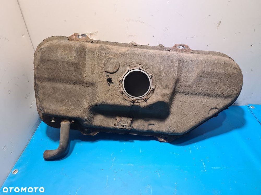 ZBIORNIK PALIWA VOLKSWAGEN T4 4x4 SYNCRO - 3