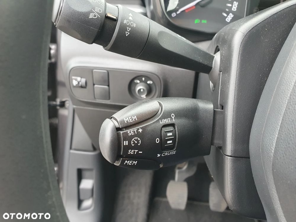 Citroën C3 1.2 PureTech Feel - 19