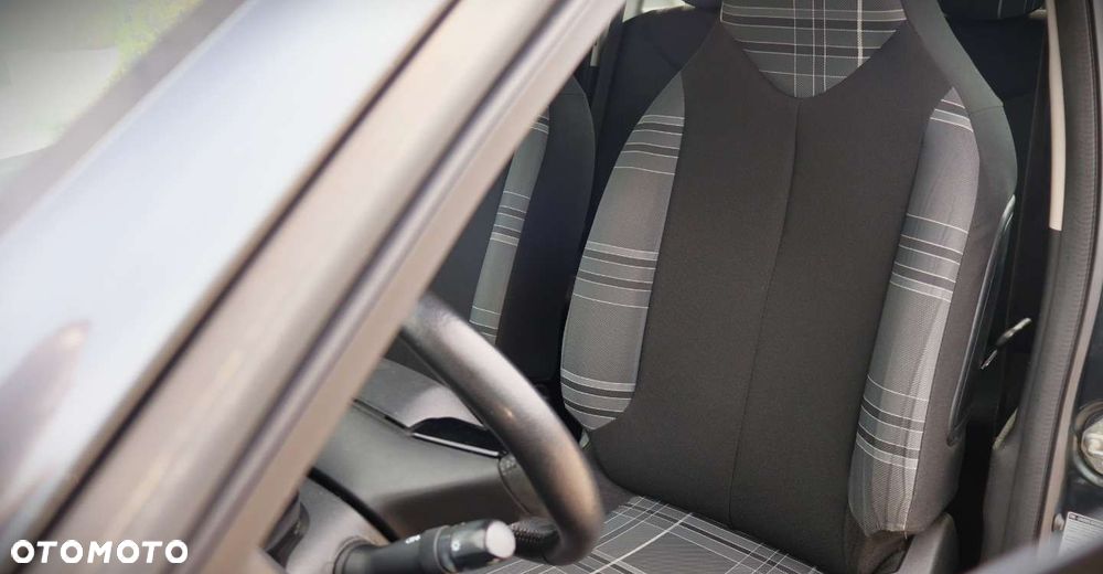 Peugeot 108 - 15