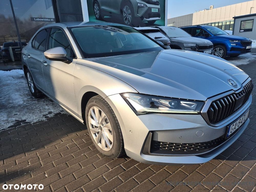 Skoda Superb 2.0 TDI SCR 4x4 Selection DSG - 2