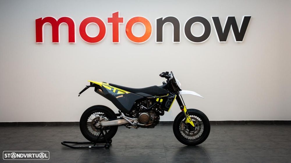 Husqvarna 701 Supermoto - 2